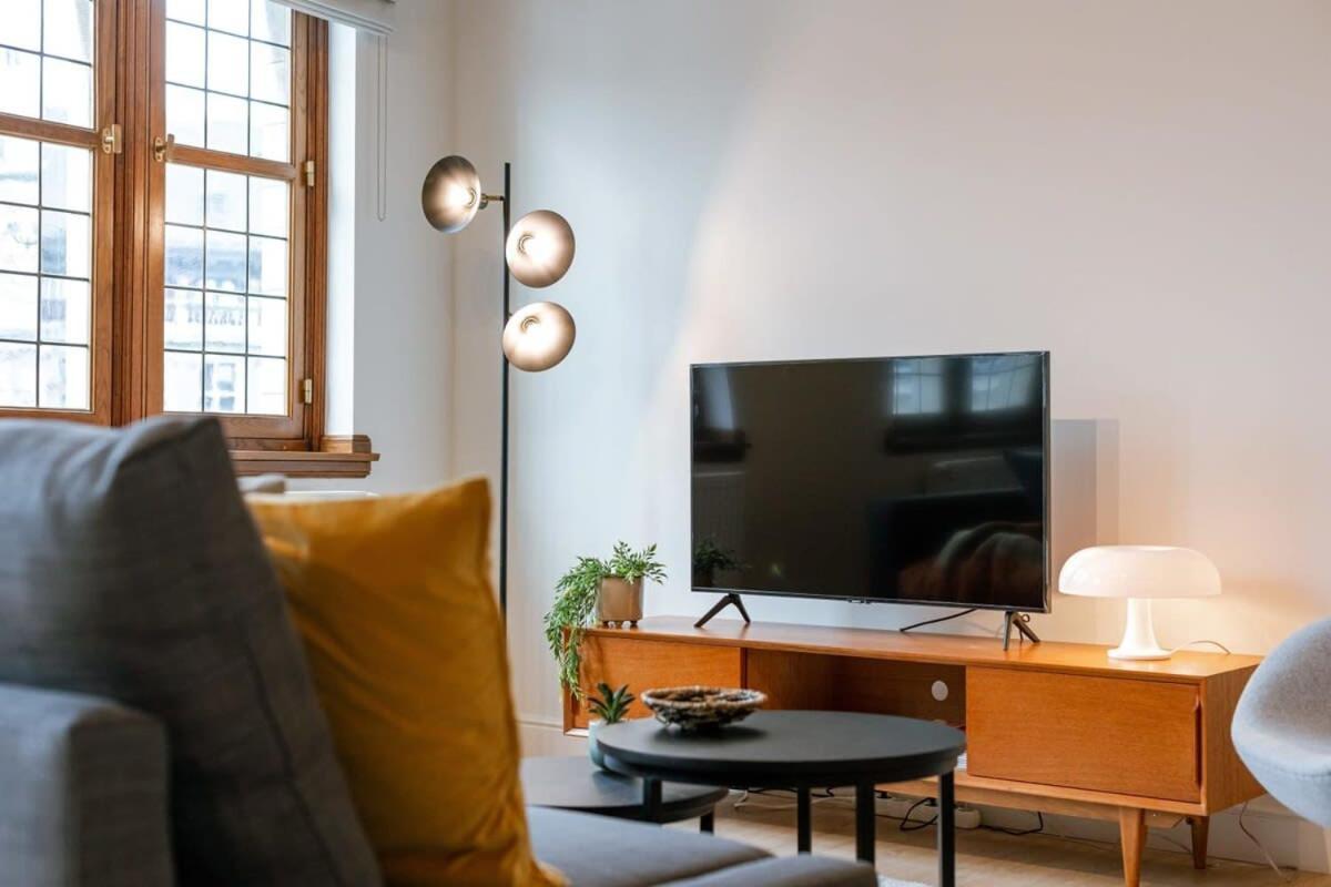 Huswell - Modern Apartment On Top Location In Антверпен Экстерьер фото